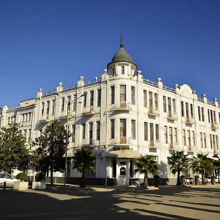 Ritsa Hotel Sukhumi Eksteriør bilde