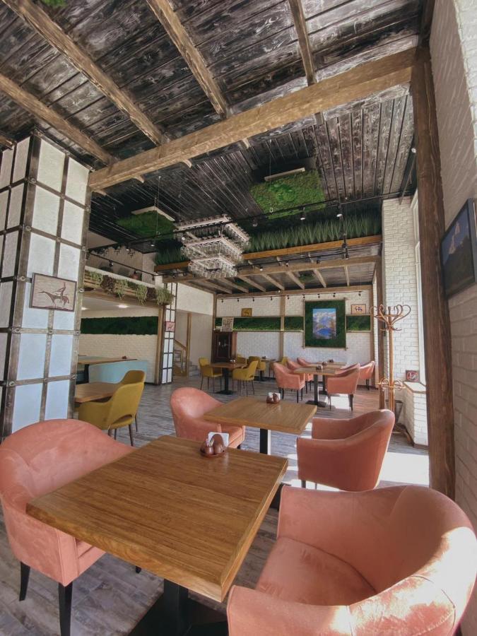 Ritsa Hotel Sukhumi Eksteriør bilde