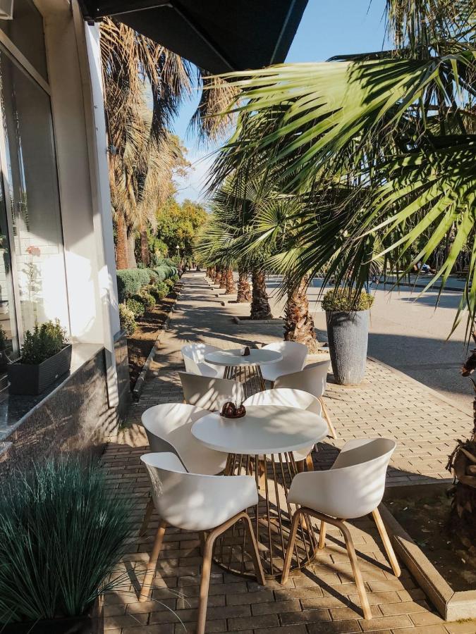 Ritsa Hotel Sukhumi Eksteriør bilde