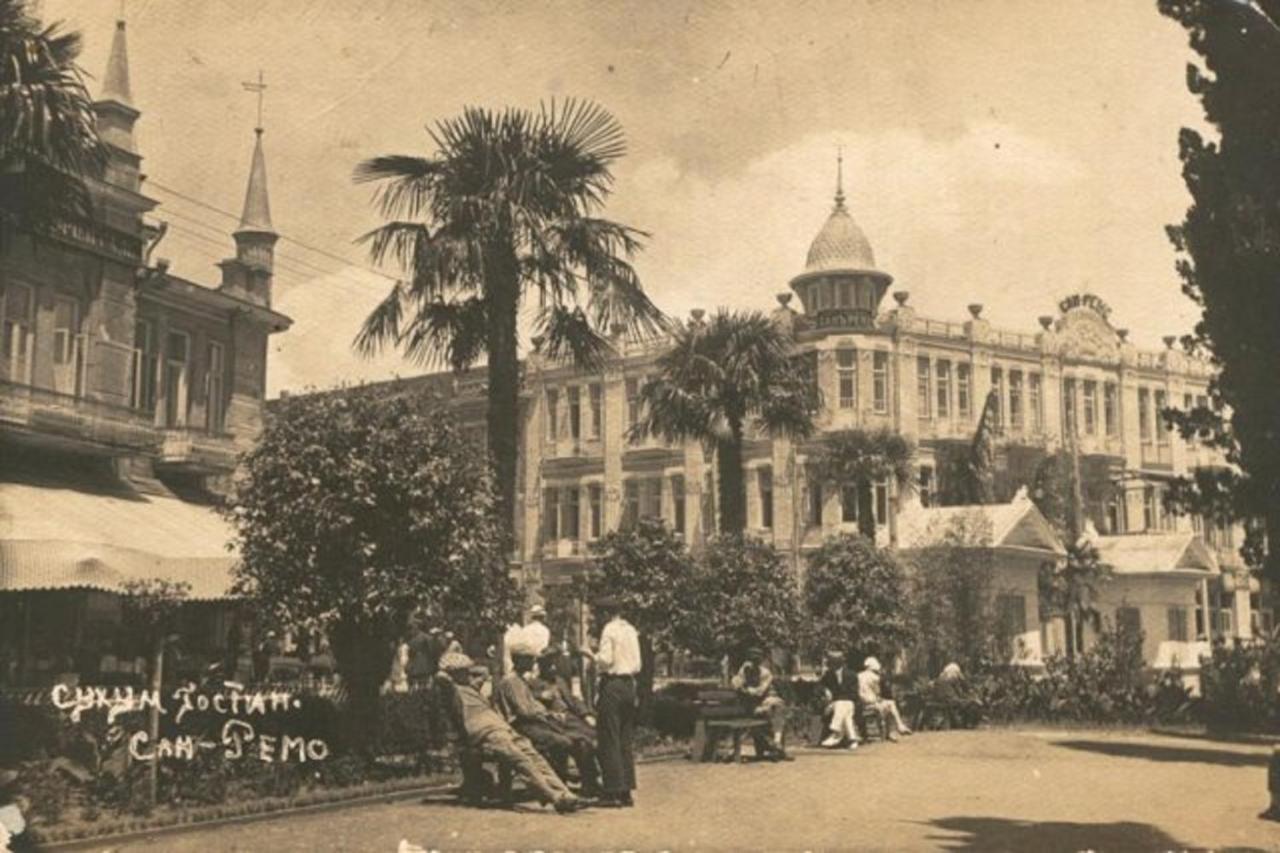 Ritsa Hotel Sukhumi Eksteriør bilde