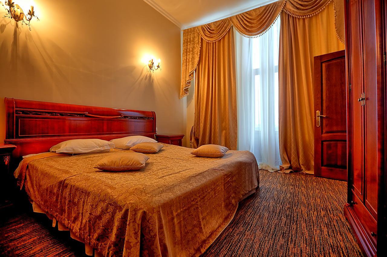Ritsa Hotel Sukhumi Eksteriør bilde
