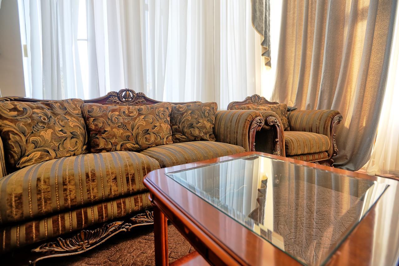 Ritsa Hotel Sukhumi Eksteriør bilde