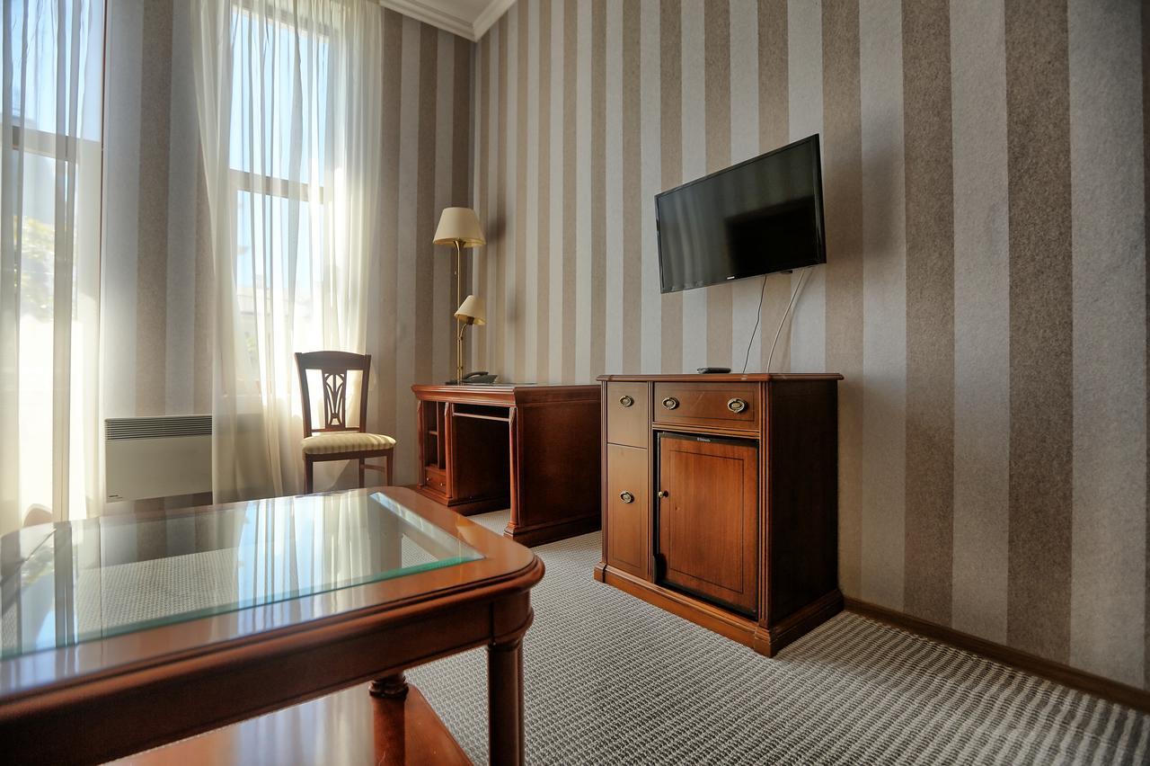 Ritsa Hotel Sukhumi Eksteriør bilde