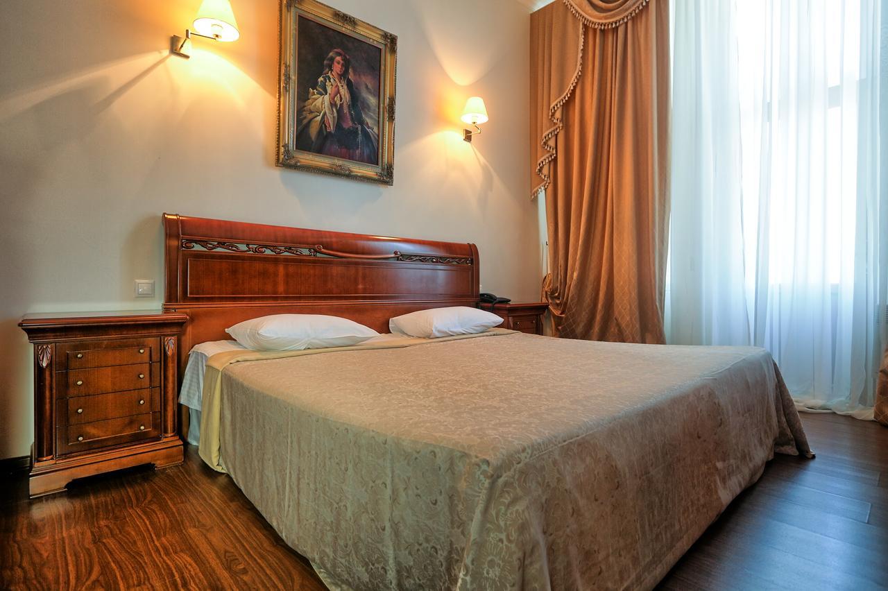 Ritsa Hotel Sukhumi Eksteriør bilde
